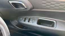 Hyundai i10 1.0 MPi Premium 5dr Petrol Hatchback